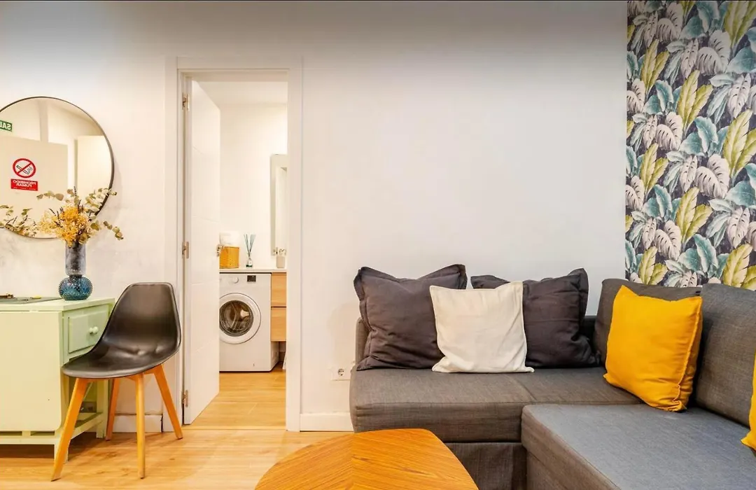 Bonito apartamento Atocha - Reina Sofía-1